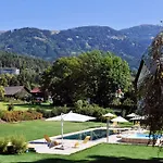 Familiengut Ertlhof Πανδοχείο 3*