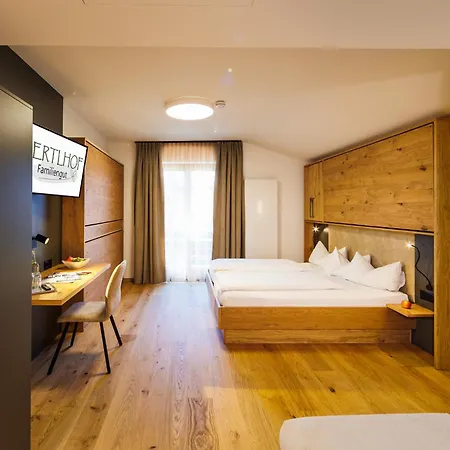 宾馆 Familiengut Ertlhof 3*