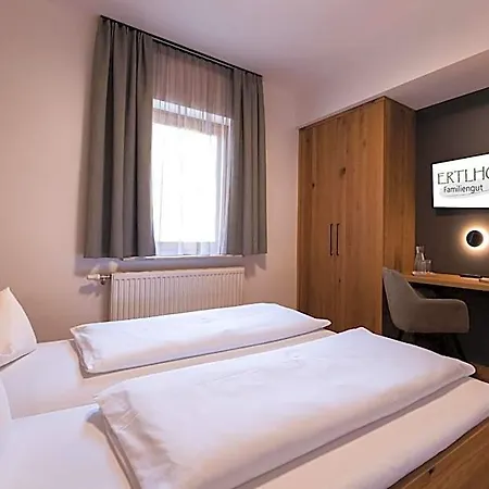 Familiengut Ertlhof 3* Seeboden