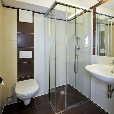 Familiengut Ertlhof Fogadó 3*