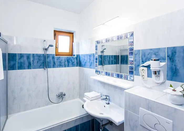 Familiengut Ertlhof Värdshus